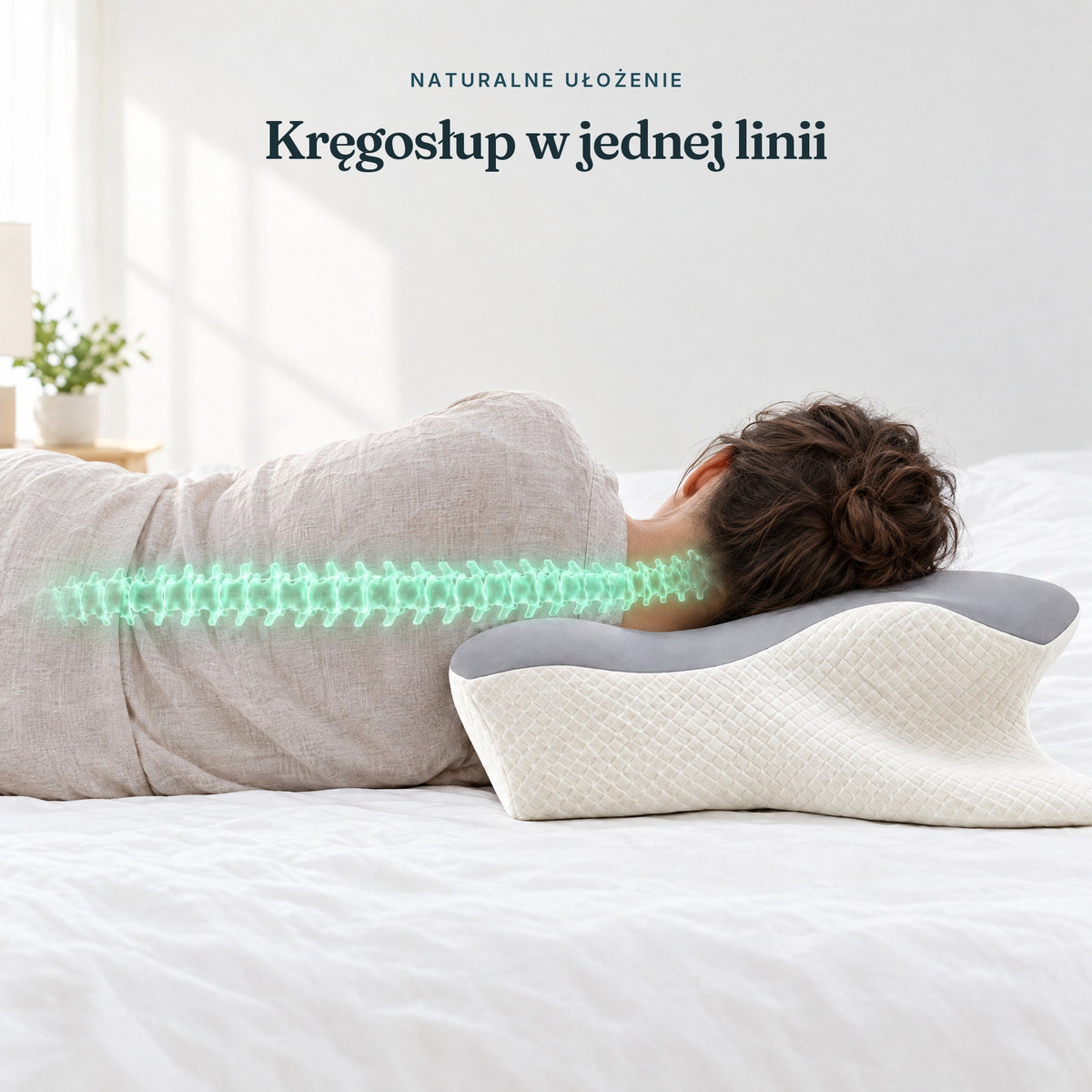 Kobieta śpi na boku na poduszce Semedi Pro, kręgosłup w jednej linii